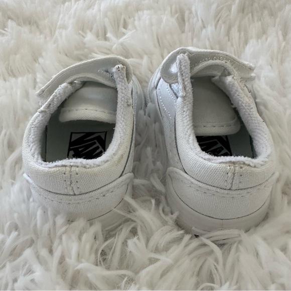 Vans Baby Toddler Old School V Velcro Shoe All White - Picture 4 of 6